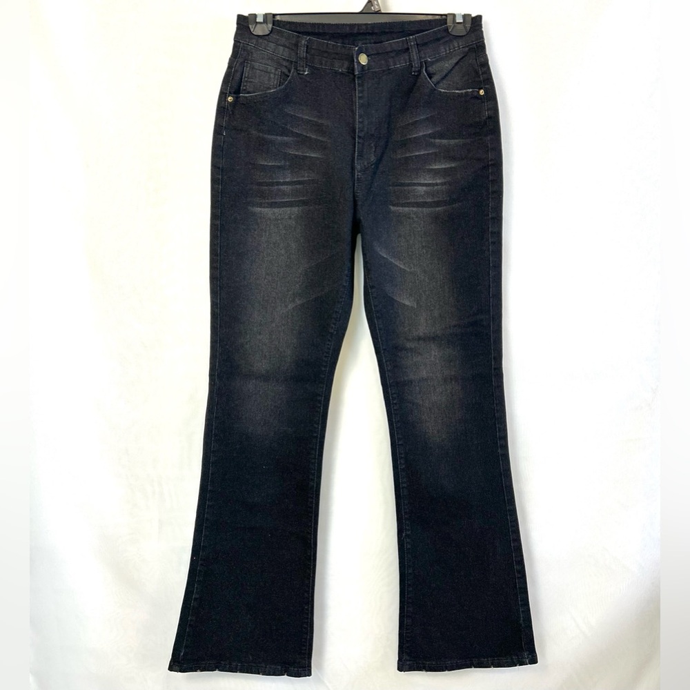 NWT Pantalon Women’s Black Distressed Bootcut High Waist Jeans XL (14)